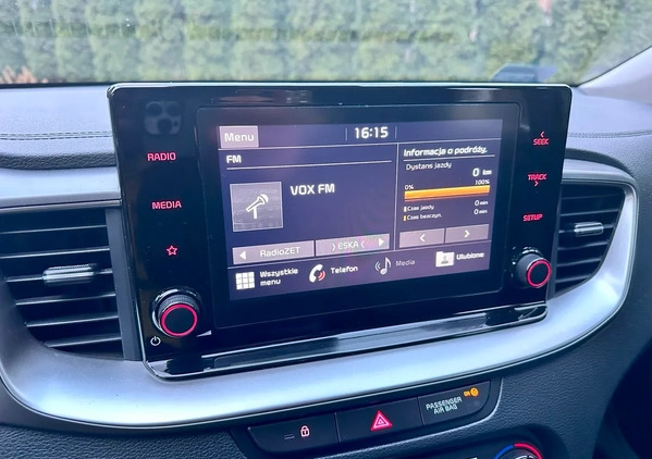 Kia Ceed cena 39000 przebieg: 158000, rok produkcji 2019 z Będzin małe 352